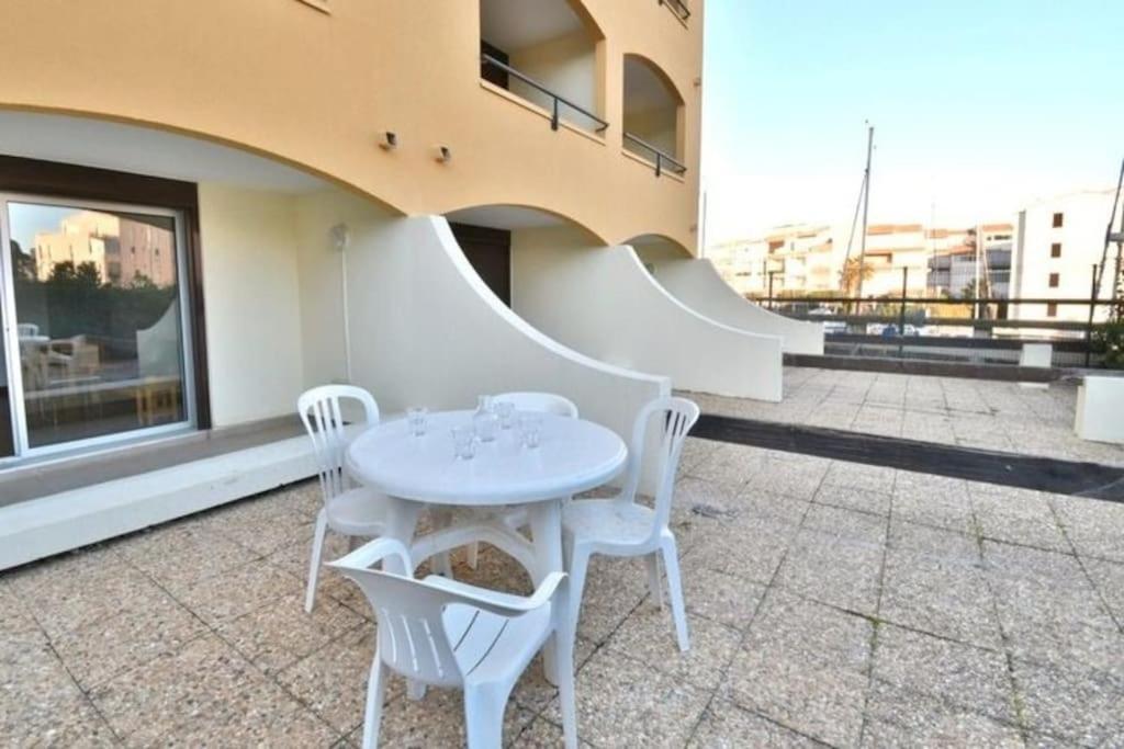 Confortable Appartement Grande Terrasse Piscine Parking Clim 阿格德 外观 照片